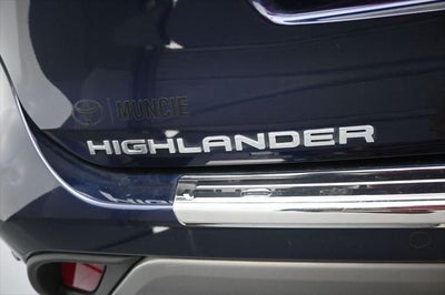 2022 Toyota Highlander Hybrid Platinum