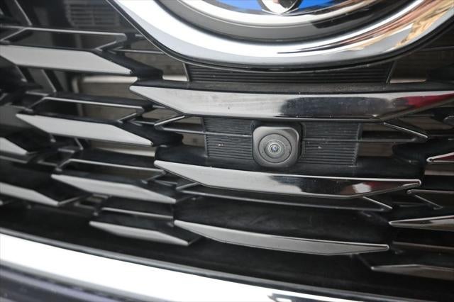 2022 Toyota Highlander Hybrid Platinum