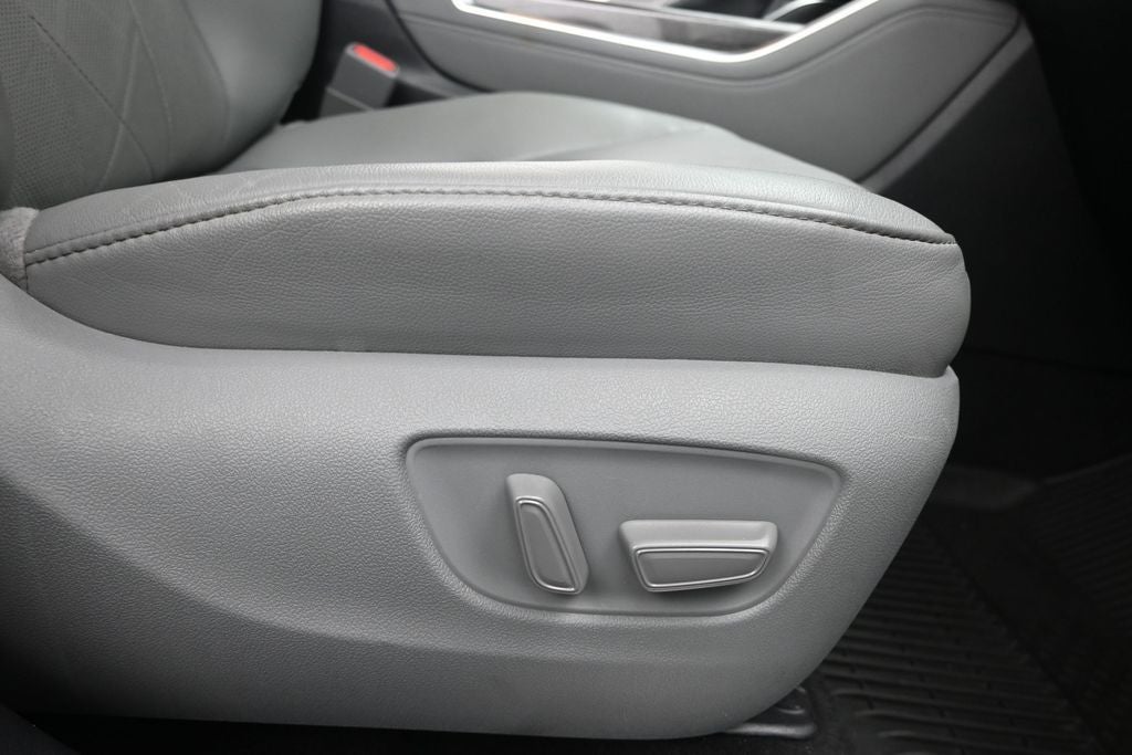 2020 Toyota Highlander Platinum