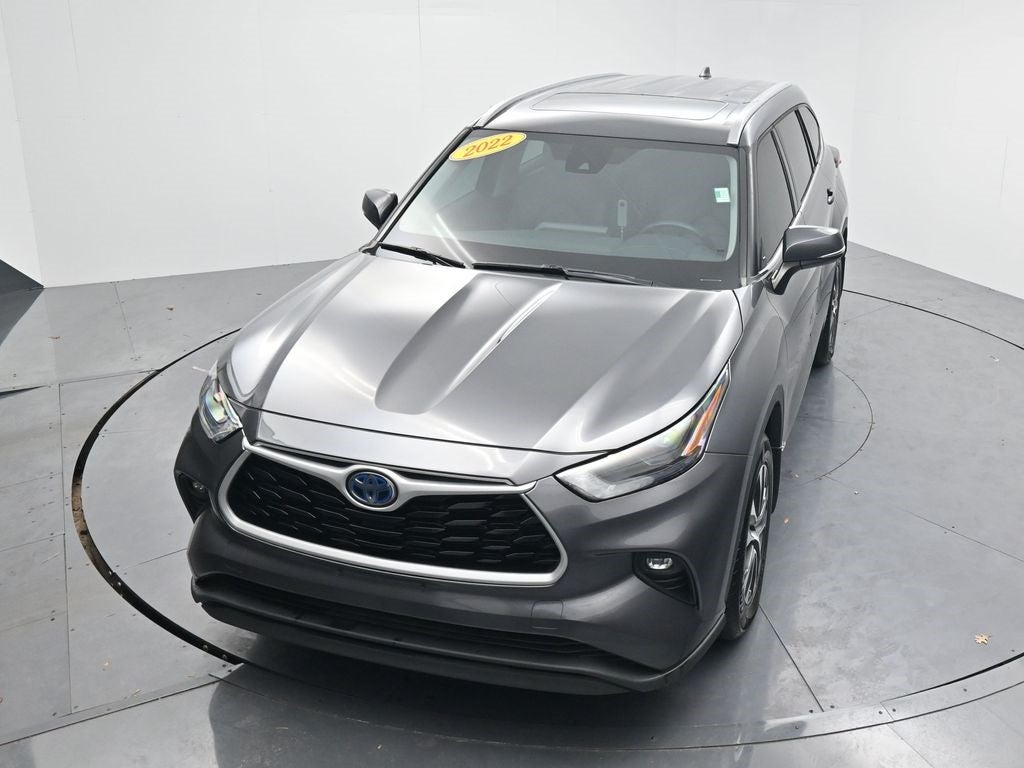 2022 Toyota Highlander Hybrid XLE