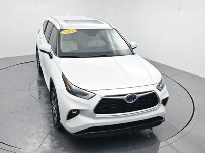 2022 Toyota Highlander Hybrid XLE