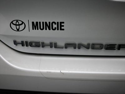 2022 Toyota Highlander Hybrid XLE