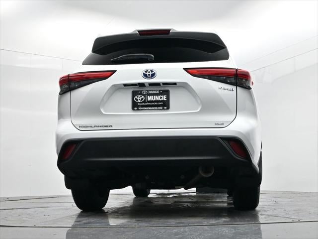 2022 Toyota Highlander Hybrid XLE