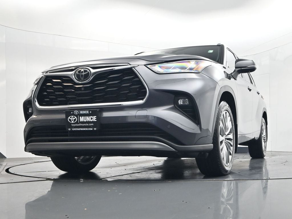 2024 Toyota Highlander Platinum