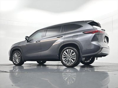 2024 Toyota Highlander Platinum