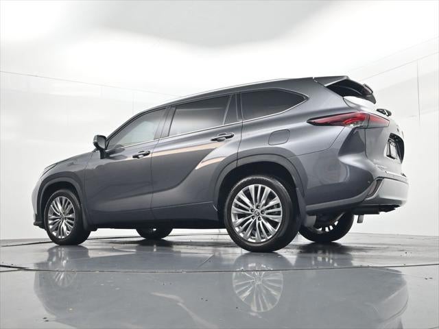 2024 Toyota Highlander Platinum