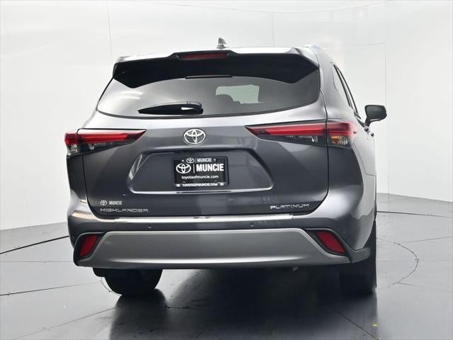 2024 Toyota Highlander Platinum