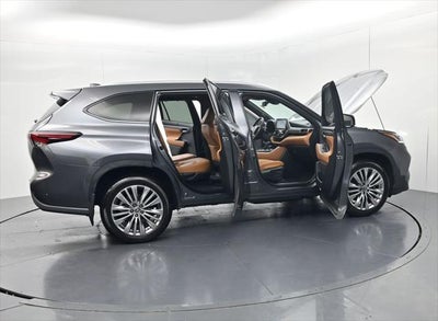 2024 Toyota Highlander Platinum