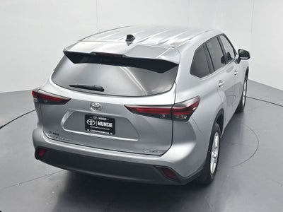2024 Toyota Highlander LE
