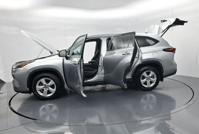 2024 Toyota Highlander LE