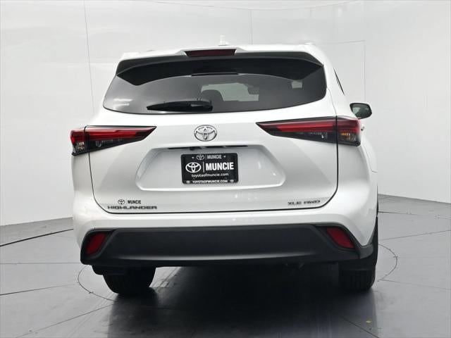 2024 Toyota Highlander XLE