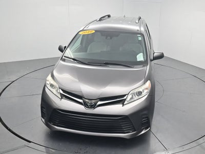 2019 Toyota Sienna LE 8 Passenger
