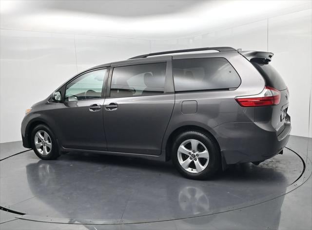 2019 Toyota Sienna LE 8 Passenger