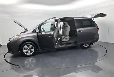 2019 Toyota Sienna LE 8 Passenger