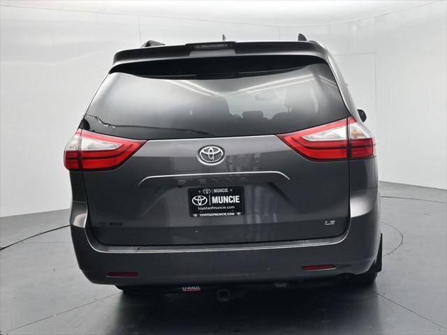 2019 Toyota Sienna LE 8 Passenger