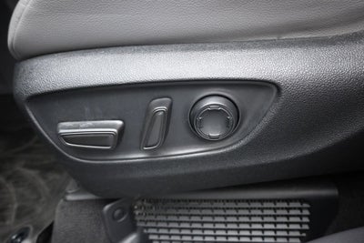 2023 Toyota Sienna XLE 8 Passenger