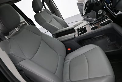 2023 Toyota Sienna XLE 8 Passenger