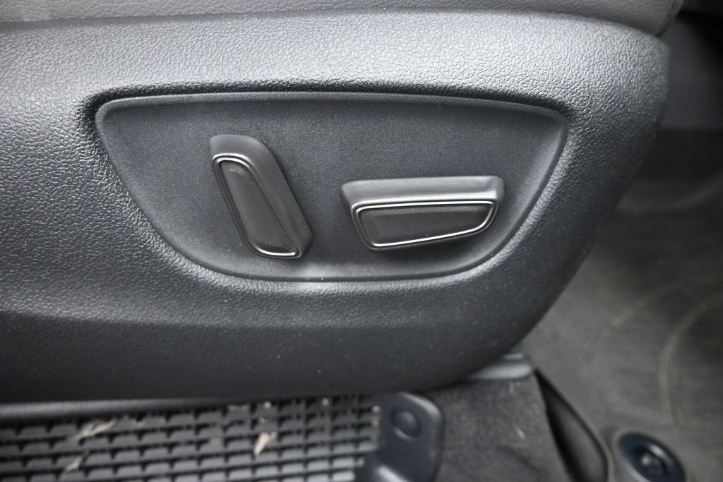 2023 Toyota Sienna XLE 8 Passenger
