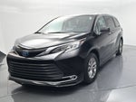 2023 Toyota Sienna XLE 8 Passenger
