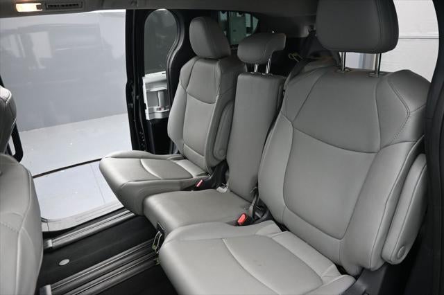2026 Toyota Sienna XLE 8 Passenger