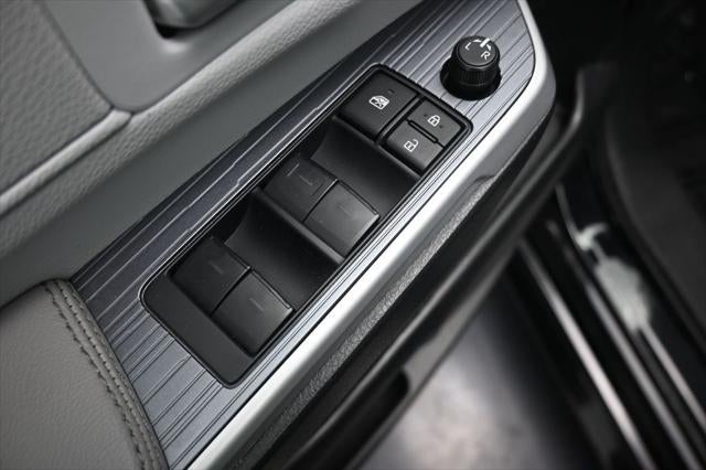 2026 Toyota Sienna XLE 8 Passenger