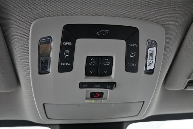 2026 Toyota Sienna XLE 8 Passenger