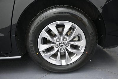 2026 Toyota Sienna XLE 8 Passenger