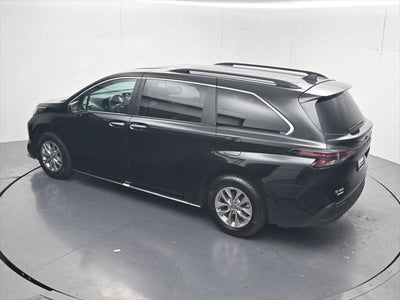 2026 Toyota Sienna XLE 8 Passenger