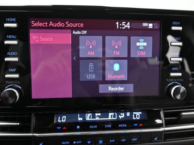 2024 Toyota Sienna XLE 8 Passenger