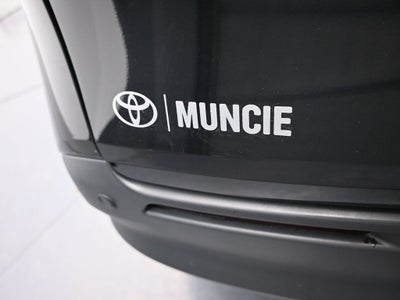 2024 Toyota Sienna XLE 8 Passenger