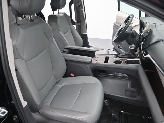 2024 Toyota Sienna XLE 8 Passenger