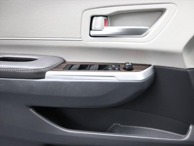 2024 Toyota Sienna XLE 8 Passenger