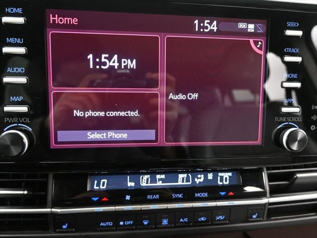 2024 Toyota Sienna XLE 8 Passenger