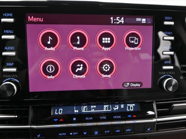 2024 Toyota Sienna XLE 8 Passenger