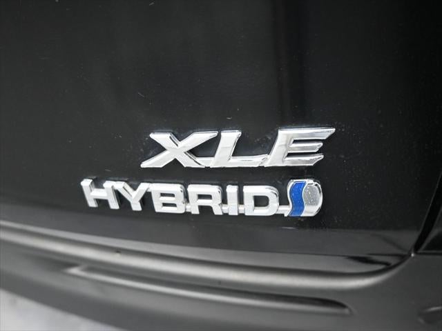 2024 Toyota Sienna XLE 8 Passenger