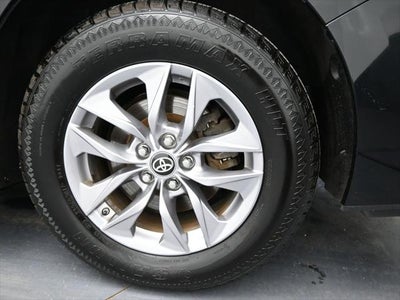 2024 Toyota Sienna XLE 8 Passenger