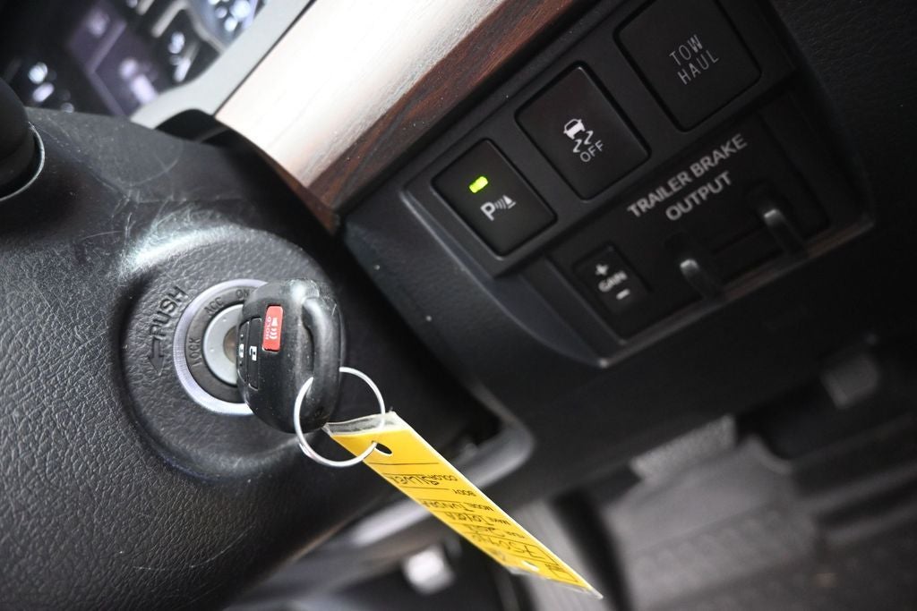 2018 Toyota Tundra Limited 5.7L V8