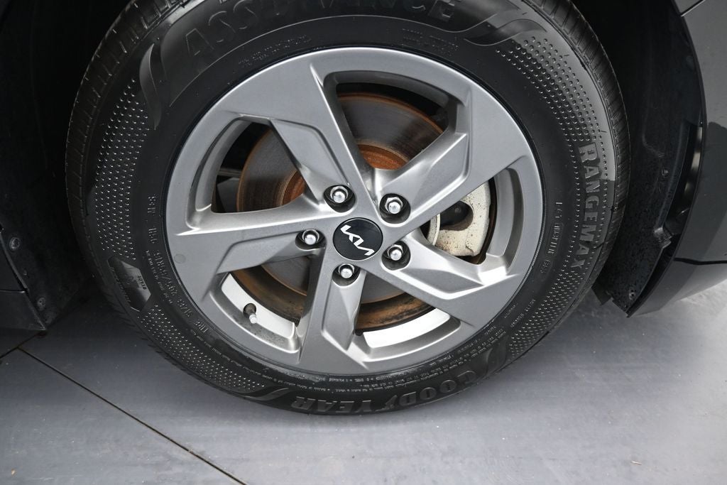 2023 Kia K5 LXS