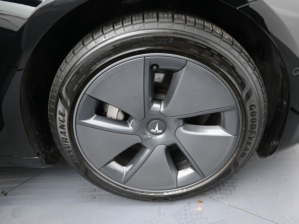 2022 Tesla Model 3 Base