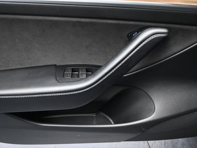 2022 Tesla Model 3 Base