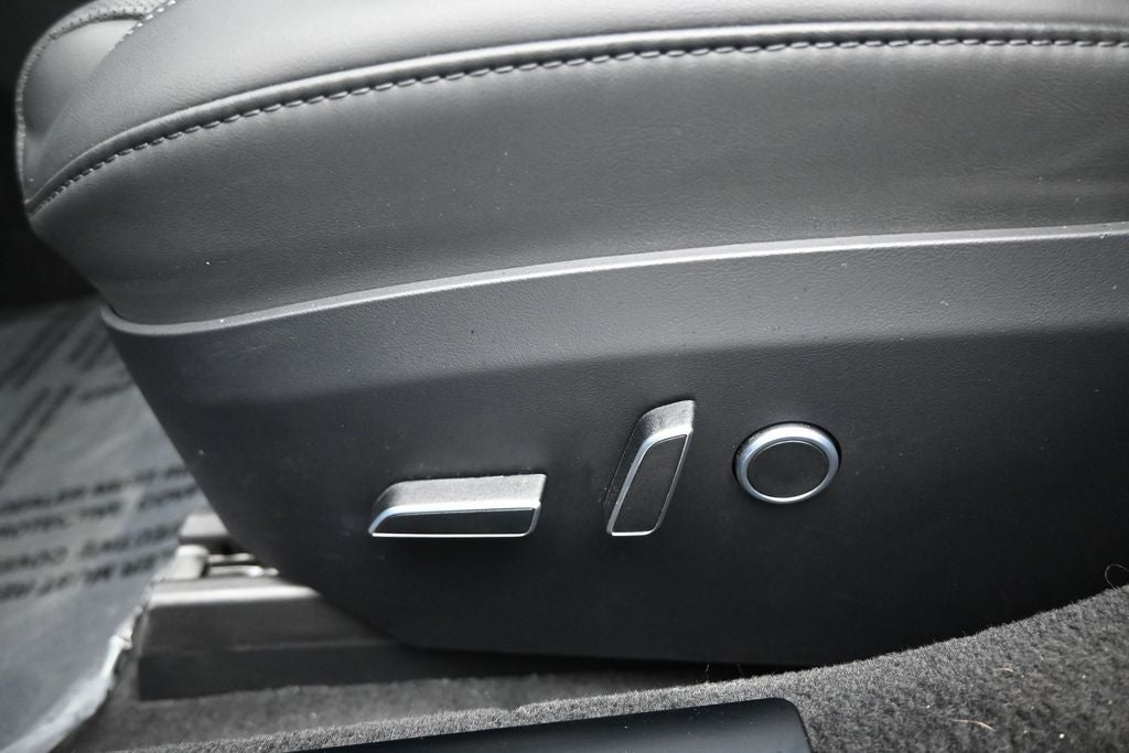 2022 Tesla Model S Plaid