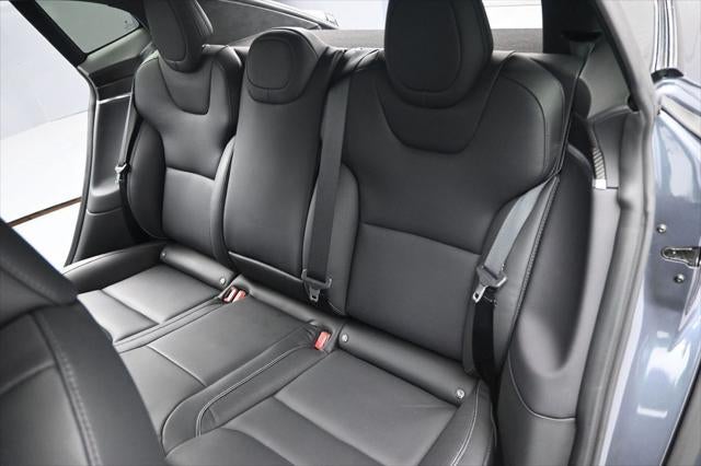 2022 Tesla Model S Plaid