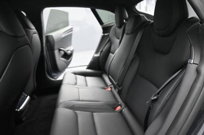 2022 Tesla Model S Plaid