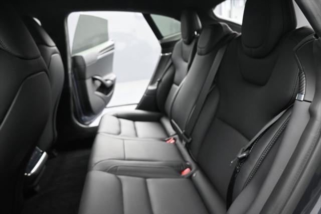 2022 Tesla Model S Plaid