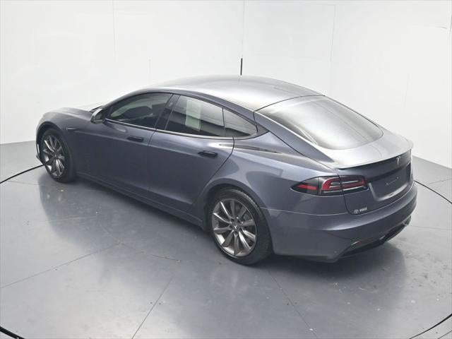 2022 Tesla Model S Plaid