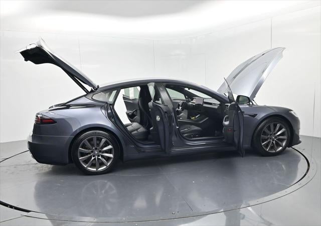 2022 Tesla Model S Plaid