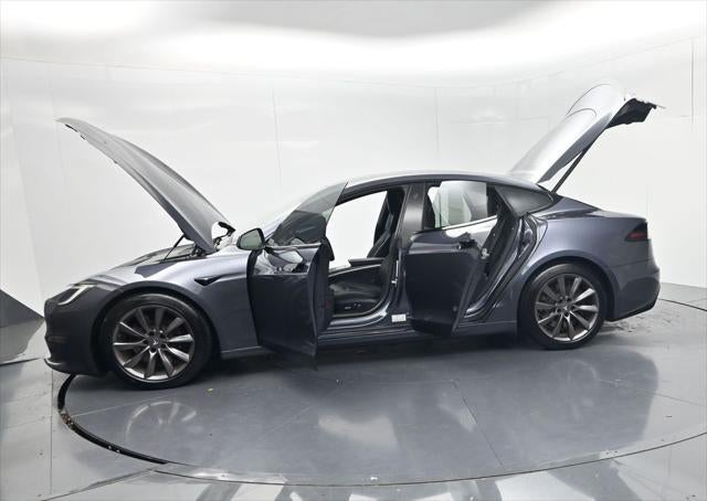 2022 Tesla Model S Plaid