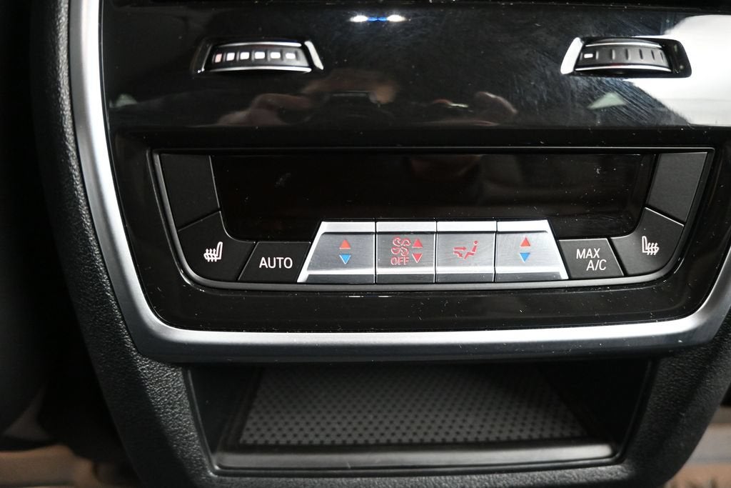 2022 BMW X6 M Base