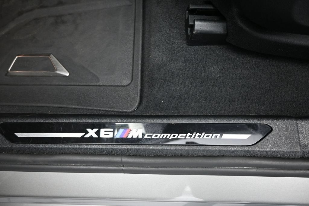 2022 BMW X6 M Base