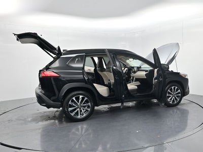 2022 Toyota Corolla Cross XLE